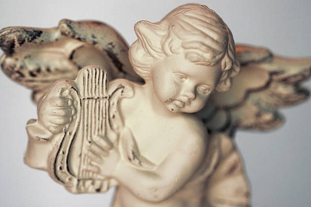 Significados do anjo número 4 – Por que você está vendo 4?