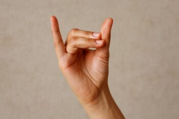 Mrigashirsha Mudra: Uma Prática Antiga para Acalmar a Mente e Harmonizar a Energia