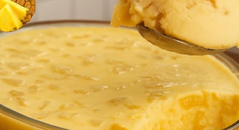 Delícia Gelada de Abacaxi: Uma Sobremesa Tropical, Cremosa e Irresistível!