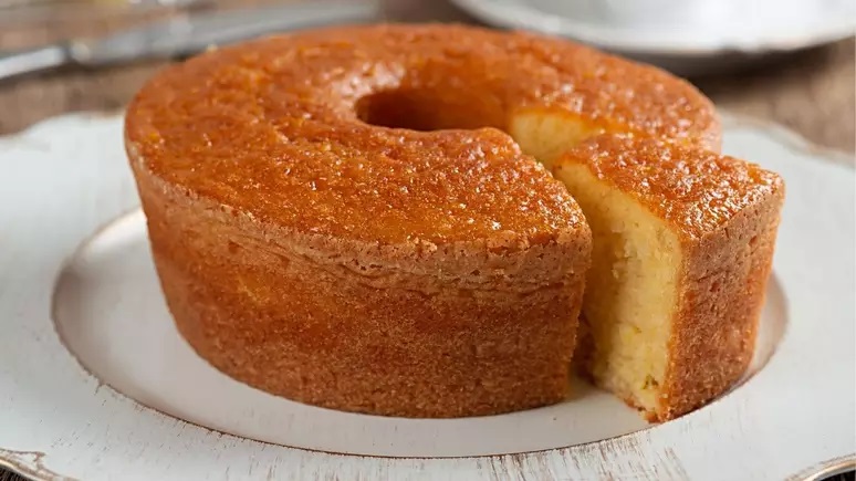 5 Receitas de Bolos de Milho para uma Tarde Deliciosa
