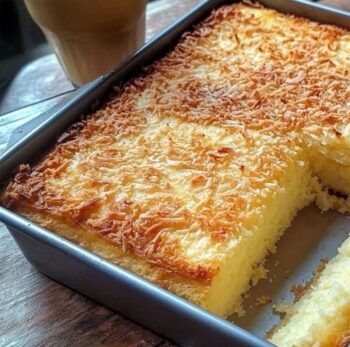 Receita de Bolo de Aipim com Coco no Liquidificador: Cremoso, Fácil e Irresistível