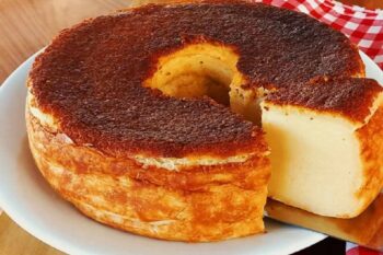 Receita de Bolo Mole Cremoso de Liquidificador: Fácil, Rápido e Irresistível