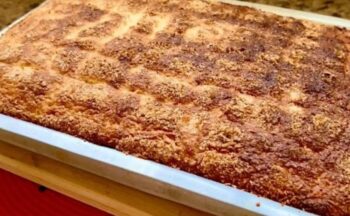 Receita de Bolo Cocada: O Bolo Cremoso e Irresistível que Vai Surpreender Sua Família